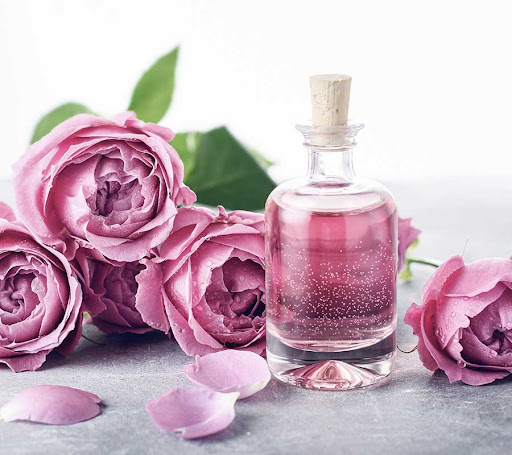 What is Floral Perfume And Why They Appeal To Indians?: Blog around Floral Perfumes