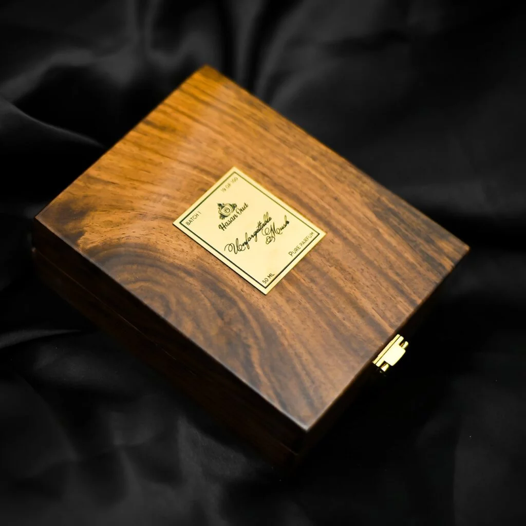 Unforgettable Musk by hasanoud Pure Parfum powerful Dark musky fragrance